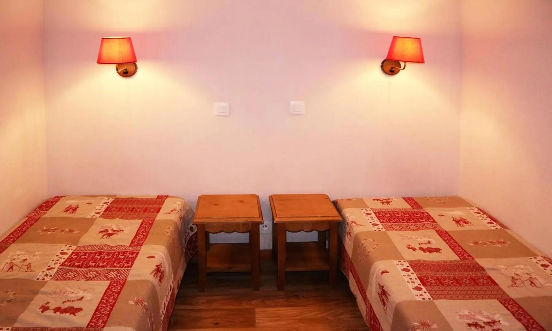 Residence Les Valerianes - C802 Les Valerianes 1800 Mae-4764 Лез-Ор 0*,  Франция